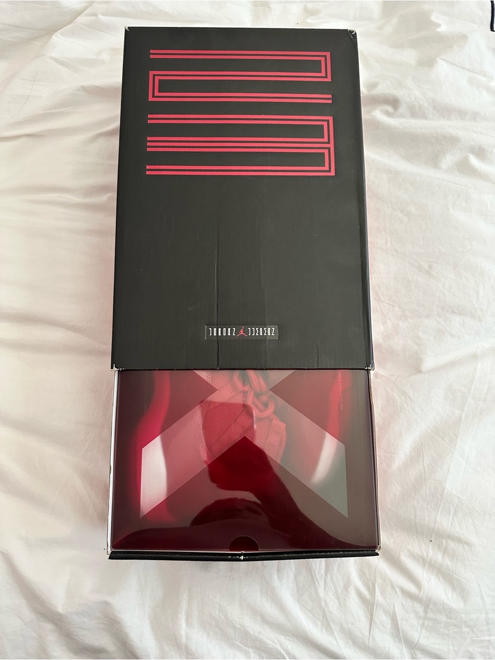 Air Jordan 11s Mid retro - Picture 7 of 8